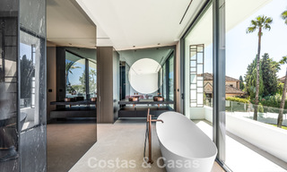 Moderna casa de lujo lista para entrar a vivir en venta en Nueva Andalucía, Marbella 786041 