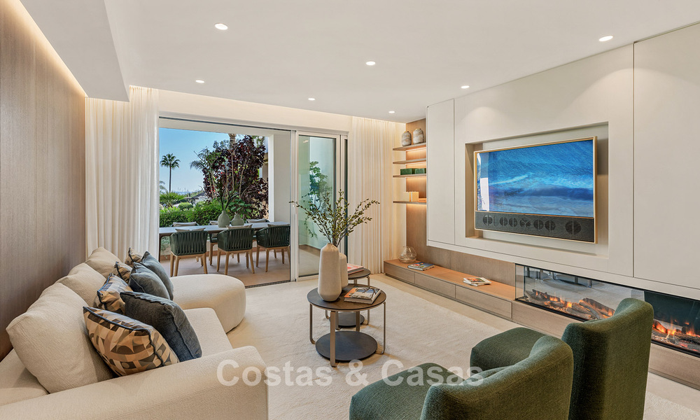 Apartamento de lujo en primera línea de playa, listo para entrar a vivir, en la Nueva Milla de Oro, entre Marbella y Estepona 785955