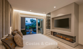 Apartamento de lujo en primera línea de playa, listo para entrar a vivir, en la Nueva Milla de Oro, entre Marbella y Estepona 785977 