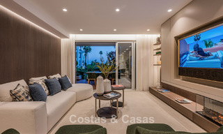 Apartamento de lujo en primera línea de playa, listo para entrar a vivir, en la Nueva Milla de Oro, entre Marbella y Estepona 785978 