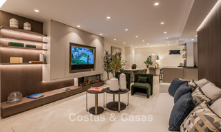 Apartamento de lujo en primera línea de playa, listo para entrar a vivir, en la Nueva Milla de Oro, entre Marbella y Estepona 785982 