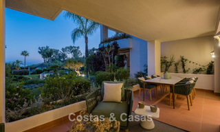 Apartamento de lujo en primera línea de playa, listo para entrar a vivir, en la Nueva Milla de Oro, entre Marbella y Estepona 785984 