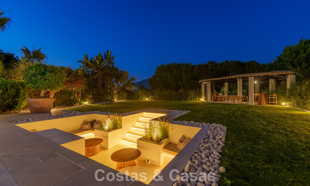 Villa de lujo en venta en una codiciada zona residencial en el corazón de Nueva Andalucía, Marbella 790381