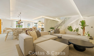Villa de lujo en venta en una codiciada zona residencial en el corazón de Nueva Andalucía, Marbella 790405 
