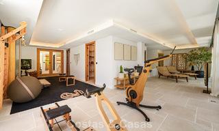 Villa de lujo en venta en una codiciada zona residencial en el corazón de Nueva Andalucía, Marbella 790408 