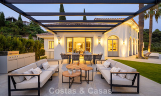 Villa boutique en venta, rodeada de exuberante vegetación en el exclusivo resort de La Zagaleta en Marbella - Benahavís 786137 