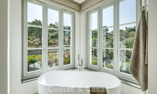 Villa boutique en venta, rodeada de exuberante vegetación en el exclusivo resort de La Zagaleta en Marbella - Benahavís 786142 