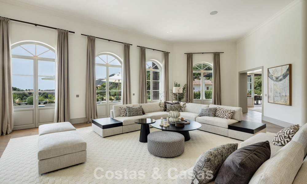 Villa boutique en venta, rodeada de exuberante vegetación en el exclusivo resort de La Zagaleta en Marbella - Benahavís 786161