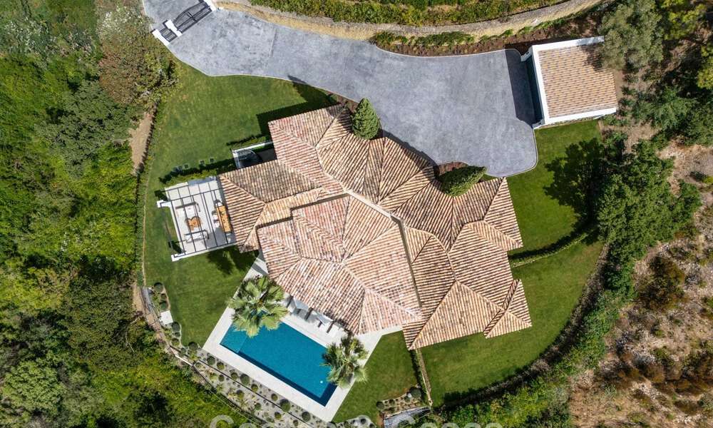 Villa boutique en venta, rodeada de exuberante vegetación en el exclusivo resort de La Zagaleta en Marbella - Benahavís 786175