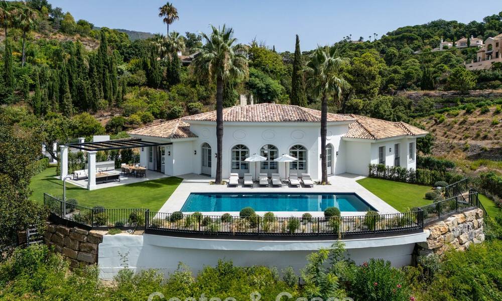 Villa boutique en venta, rodeada de exuberante vegetación en el exclusivo resort de La Zagaleta en Marbella - Benahavís 786177