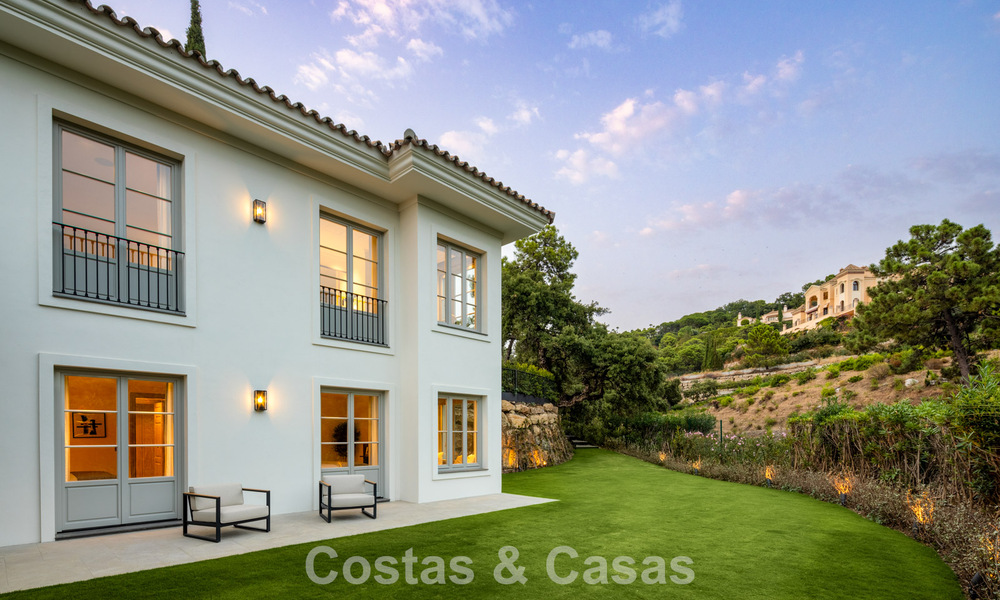 Villa boutique en venta, rodeada de exuberante vegetación en el exclusivo resort de La Zagaleta en Marbella - Benahavís 786179