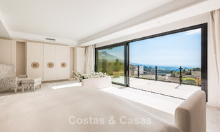 Espaciosa villa con vistas al mar y alojamiento de invitados independiente en venta en El Madroñal en Benahavís, Marbella 786423 