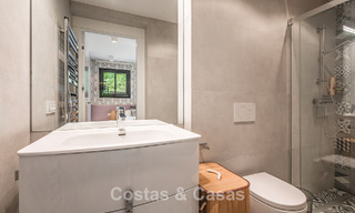 Espaciosa villa con vistas al mar y alojamiento de invitados independiente en venta en El Madroñal en Benahavís, Marbella 786446 