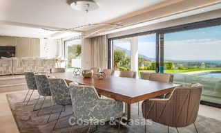 Espaciosa villa con vistas al mar y alojamiento de invitados independiente en venta en El Madroñal en Benahavís, Marbella 786458 