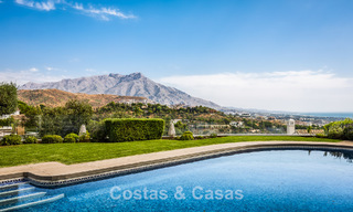 Espaciosa villa con vistas al mar y alojamiento de invitados independiente en venta en El Madroñal en Benahavís, Marbella 786466 