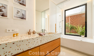 Sofisticada villa de lujo en venta cerca de servicios en Guadalmina y San Pedro, Marbella 786550 