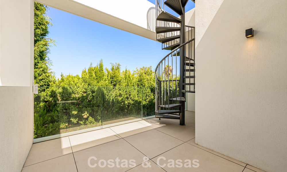 Sofisticada villa de lujo en venta cerca de servicios en Guadalmina y San Pedro, Marbella 786555