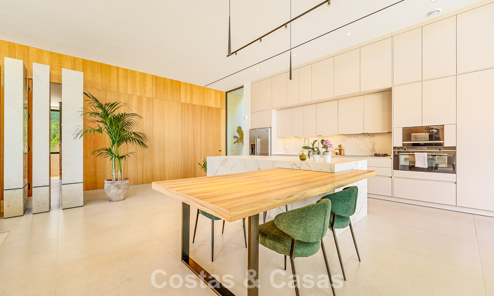 Sofisticada villa de lujo en venta cerca de servicios en Guadalmina y San Pedro, Marbella 786567