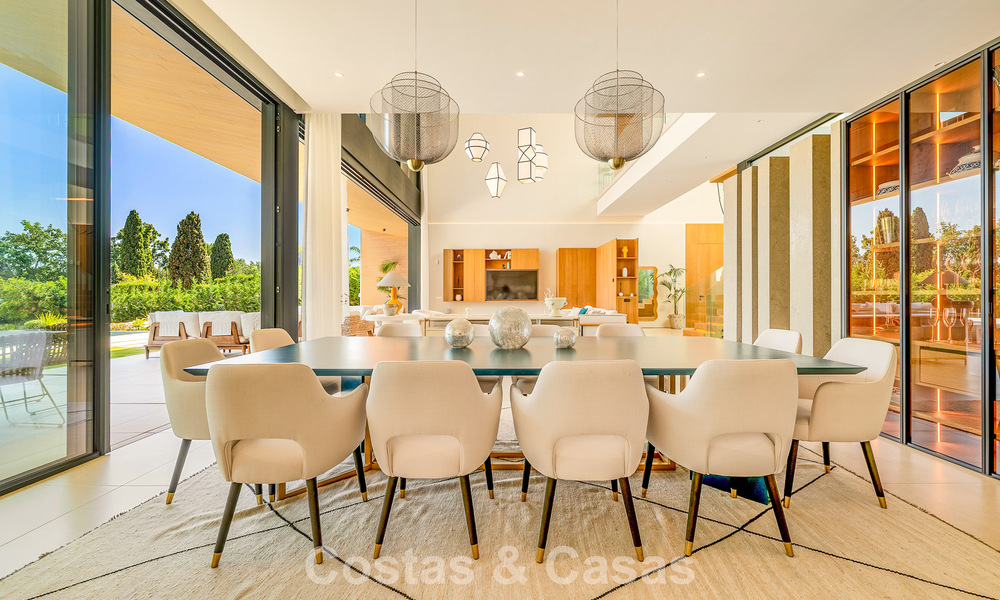 Sofisticada villa de lujo en venta cerca de servicios en Guadalmina y San Pedro, Marbella 786576