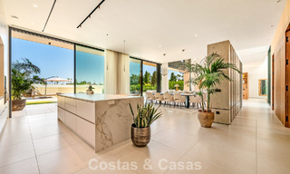 Sofisticada villa de lujo en venta cerca de servicios en Guadalmina y San Pedro, Marbella 786577 