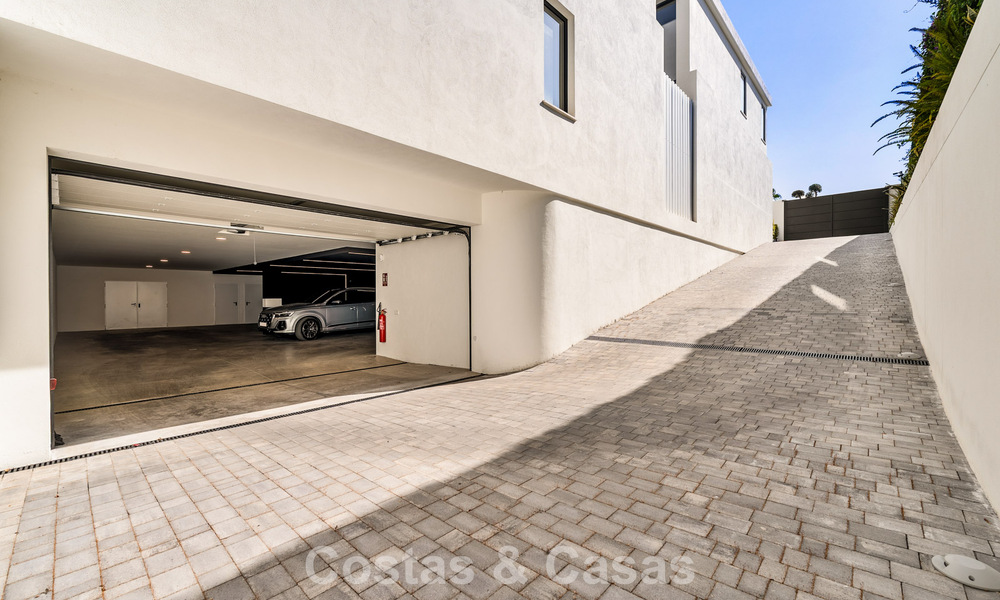 Sofisticada villa de lujo en venta cerca de servicios en Guadalmina y San Pedro, Marbella 786588