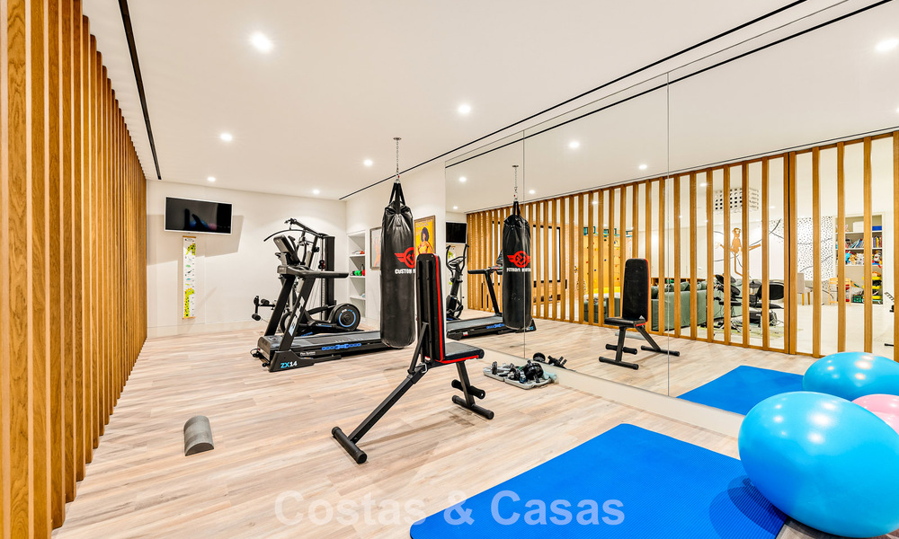 Sofisticada villa de lujo en venta cerca de servicios en Guadalmina y San Pedro, Marbella 786591