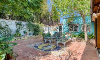 Casa única y espaciosa de una sola planta con muchas posibilidades, ubicada en el centro de Marbella 786524 