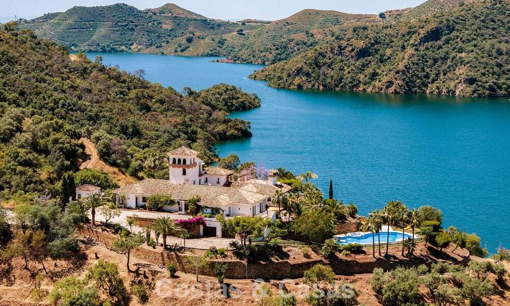 Finca tradicional española en venta en un entorno verde junto al lago de Istán, cerca de Marbella, Costa del Sol 786604