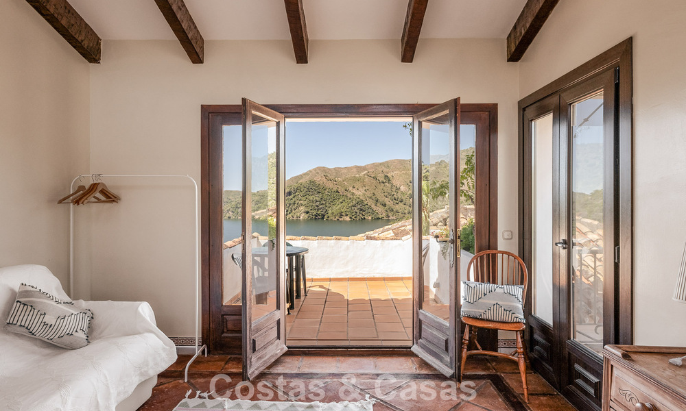 Finca tradicional española en venta en un entorno verde junto al lago de Istán, cerca de Marbella, Costa del Sol 786607