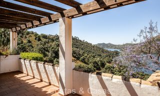 Finca tradicional española en venta en un entorno verde junto al lago de Istán, cerca de Marbella, Costa del Sol 786611 