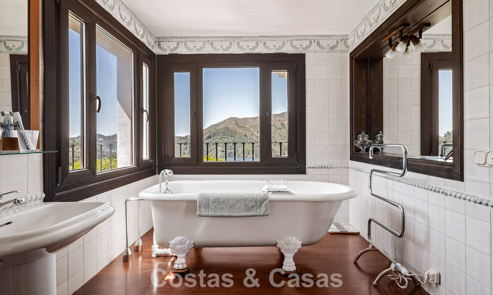 Finca tradicional española en venta en un entorno verde junto al lago de Istán, cerca de Marbella, Costa del Sol 786613