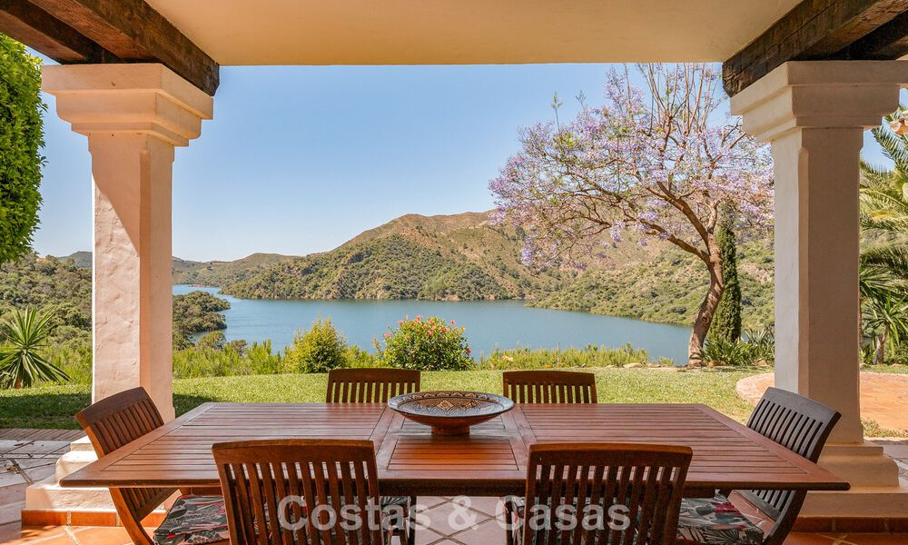 Finca tradicional española en venta en un entorno verde junto al lago de Istán, cerca de Marbella, Costa del Sol 786625