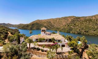 Finca tradicional española en venta en un entorno verde junto al lago de Istán, cerca de Marbella, Costa del Sol 786638 