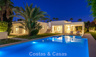 Villa modernista de lujo de una sola planta en venta a pocos pasos de la playa al este del centro de Marbella 786775 
