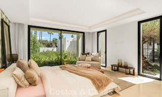 Villa modernista de lujo de una sola planta en venta a pocos pasos de la playa al este del centro de Marbella 786789 