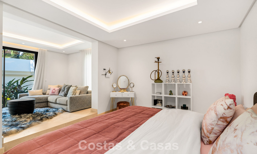 Villa modernista de lujo de una sola planta en venta a pocos pasos de la playa al este del centro de Marbella 786791