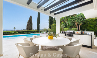 Villa familiar modernizada en venta en un atractivo entorno de golf en Nueva Andalucía, Marbella 786825 