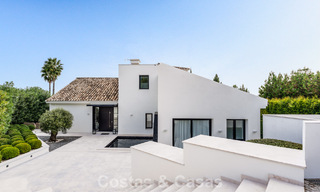 Villa familiar modernizada en venta en un atractivo entorno de golf en Nueva Andalucía, Marbella 786836 