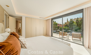 Lujosa villa renovada con vistas al mar en venta en la Milla de Oro de Marbella 786922 