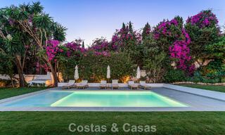 Lujosa villa renovada con vistas al mar en venta en la Milla de Oro de Marbella 786939 