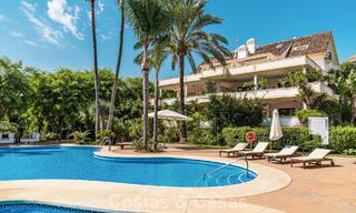 Ático dúplex contemporáneo en venta en una urbanización segura en la prestigiosa Milla de Oro de Marbella 786966 