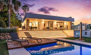 Villa de lujo mediterránea moderna en venta cerca de todos los servicios en Guadalmina y San Pedro, Marbella 786843 