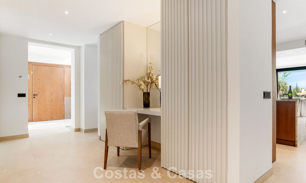Villa de lujo mediterránea moderna en venta cerca de todos los servicios en Guadalmina y San Pedro, Marbella 786859