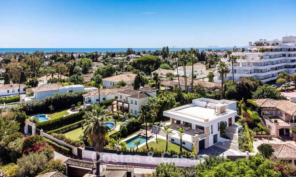 Villa de lujo mediterránea moderna en venta cerca de todos los servicios en Guadalmina y San Pedro, Marbella 786872