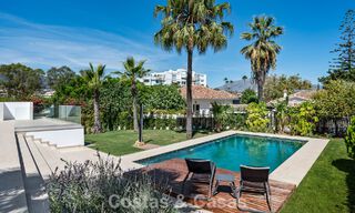 Villa de lujo mediterránea moderna en venta cerca de todos los servicios en Guadalmina y San Pedro, Marbella 786875 