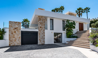 Villa de lujo mediterránea moderna en venta cerca de todos los servicios en Guadalmina y San Pedro, Marbella 786877 