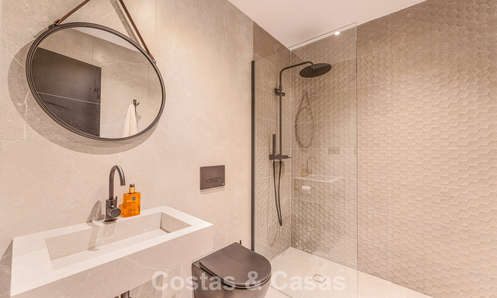 Lujosa villa mediterránea en venta cerca de todos los servicios en la Nueva Milla de Oro, cerca de San Pedro - Marbella 787050