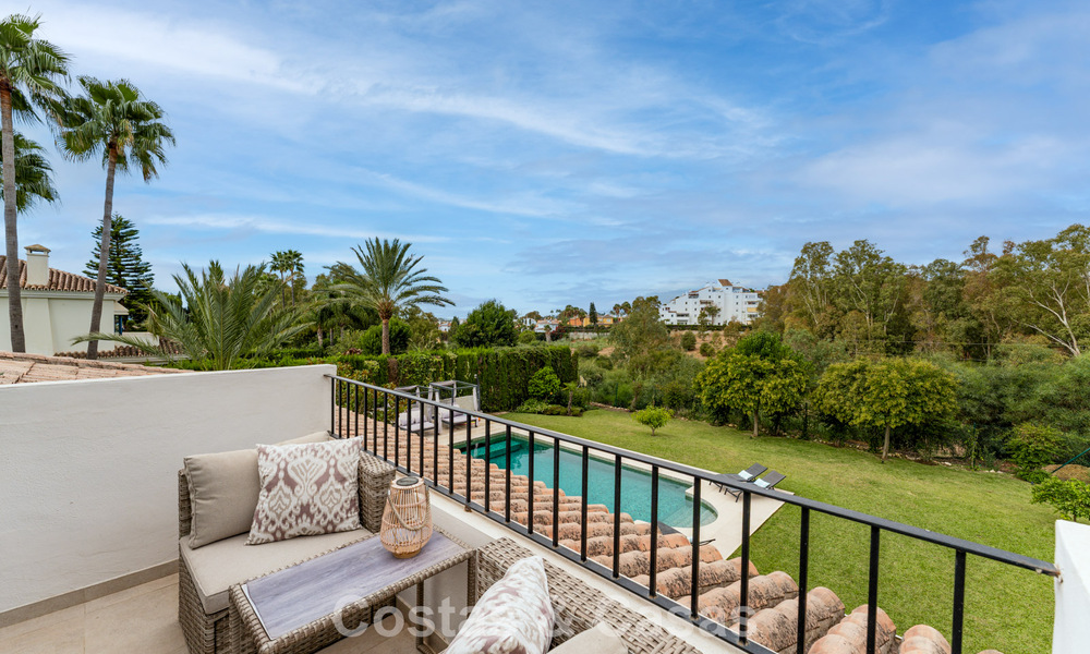 Lujosa villa mediterránea en venta cerca de todos los servicios en la Nueva Milla de Oro, cerca de San Pedro - Marbella 787055