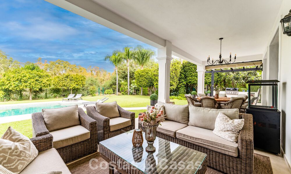 Lujosa villa mediterránea en venta cerca de todos los servicios en la Nueva Milla de Oro, cerca de San Pedro - Marbella 787060