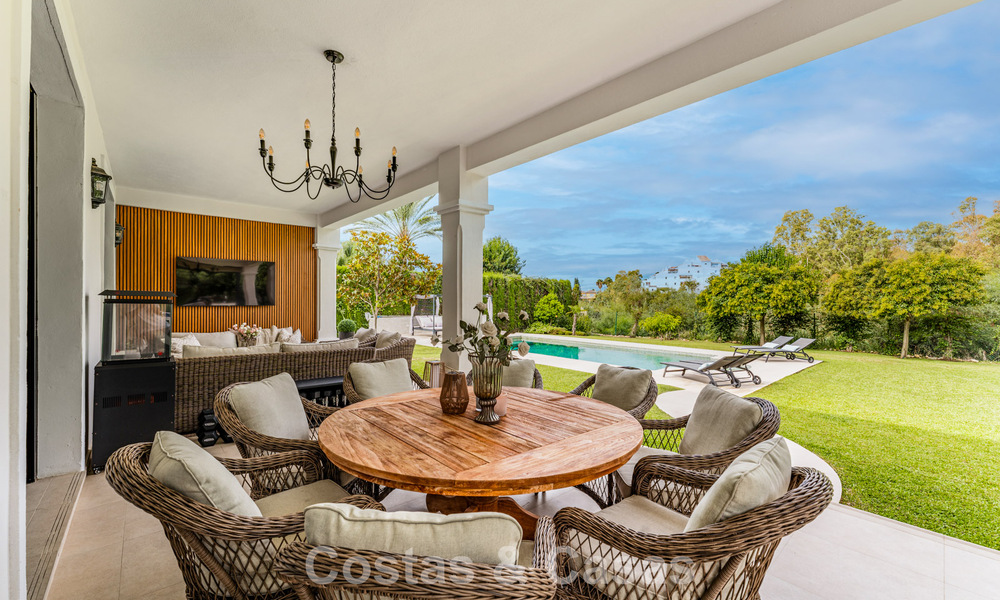 Lujosa villa mediterránea en venta cerca de todos los servicios en la Nueva Milla de Oro, cerca de San Pedro - Marbella 787061